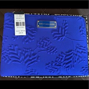 NEW IN BOX! MARC JACOBS TABLET SLEEVE